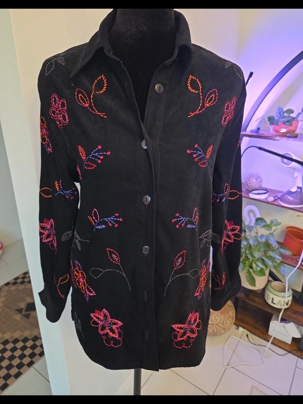 Koret Black Button-Front Jacket with Red & Pink Embroidery - Picture 2 of 6